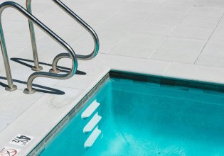 Σαντορίνη: Πώς έγινε η τραγωδία με το 5χρονο παιδί που βρέθηκε νεκρό σε πισίνα ξενοδοχείου