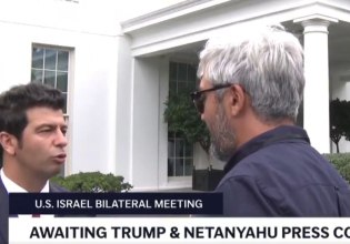 Τούρκος δημοσιογράφος πιάστηκε στον αέρα να λέει «Η Τουρκία δεν κέρδισε τίποτα» – Η απάντησή του μετά τον σάλο