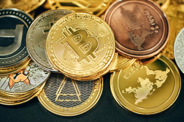 Crypto: Στο στόχαστρο των κυβερνήσεων 75 δισ. δολάρια από παράνομες δραστηριότητες