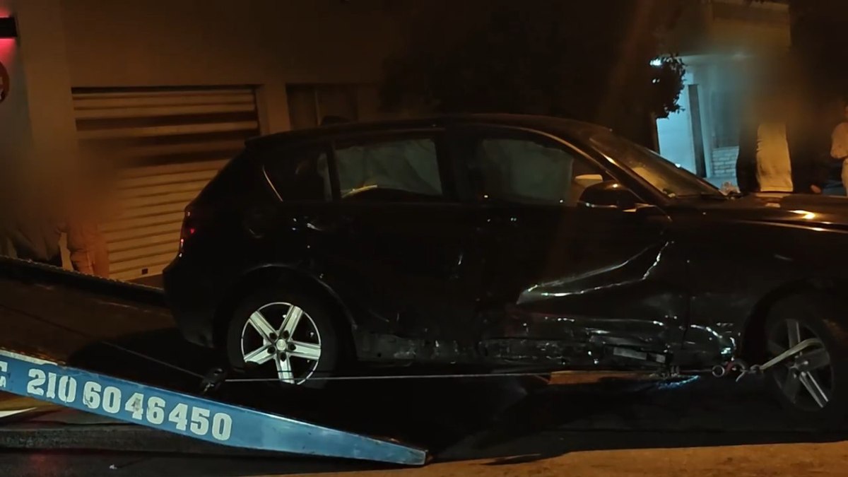 Τροχαίο με δύο τραυματίες στην Καλλιθέα