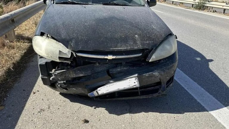 Κρήτη: 32χρονος έπεσε σκόπιμα πάνω σε 8 προπορευόμενα αυτοκίνητα στον ΒΟΑΚ