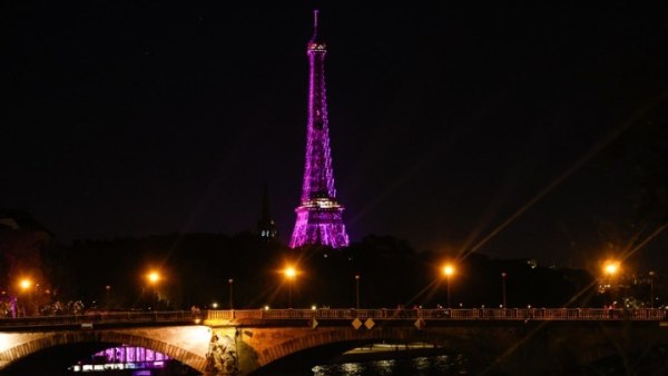 Ποδηλασία: Ο σταρ των social media Φοντενουά έσπασε το ρεκόρ ανάβασης στον Πύργο του Άιφελ