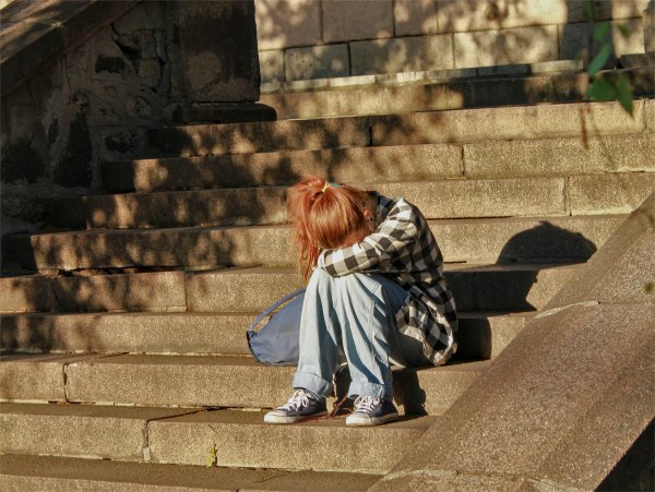Βόλος: Απίστευτο περιστατικό ενδοοικογενειακής βίας – Μαθήτρια πήγαινε στο σχολείο με εμφανείς μώλωπες