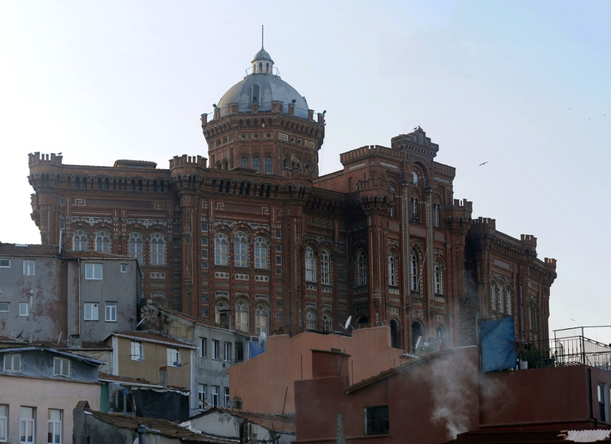 Κωνσταντινούπολη: Η Μεγάλη του Γένους Σχολή διαψεύδει αναφορές περί «παύσης λειτουργίας» της