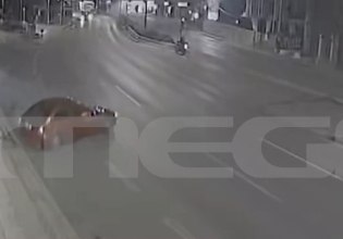 Τροχαίο στην Κηφισίας: Αυτοκίνητο «καρφώνεται» σε βιτρίνα των ΕΛΤΑ – Online προειδοποιήσεις για μπλόκα