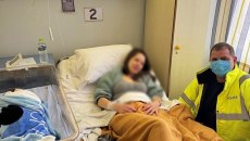 Μεσσηνία: Ετοιμόγεννη εγκλωβίστηκε από την κακοκαιρία – Αστυνομικός τη μετέφερε στο νοσοκομείο