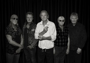Deep Purple: Ένα μουσικό ταξίδι στην ιστορία της ροκ