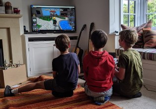 Η Roblox μπλοκάρει τις συνομιλίες των παιδιών με άγνωστους ενήλικες μετά από σειρά δικαστικών αγωγών