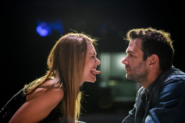 Θέλω να σου κρατάω το χέρι: Από τους Beatles της δεκαετίας του ’60, στην Αθήνα του σήμερα