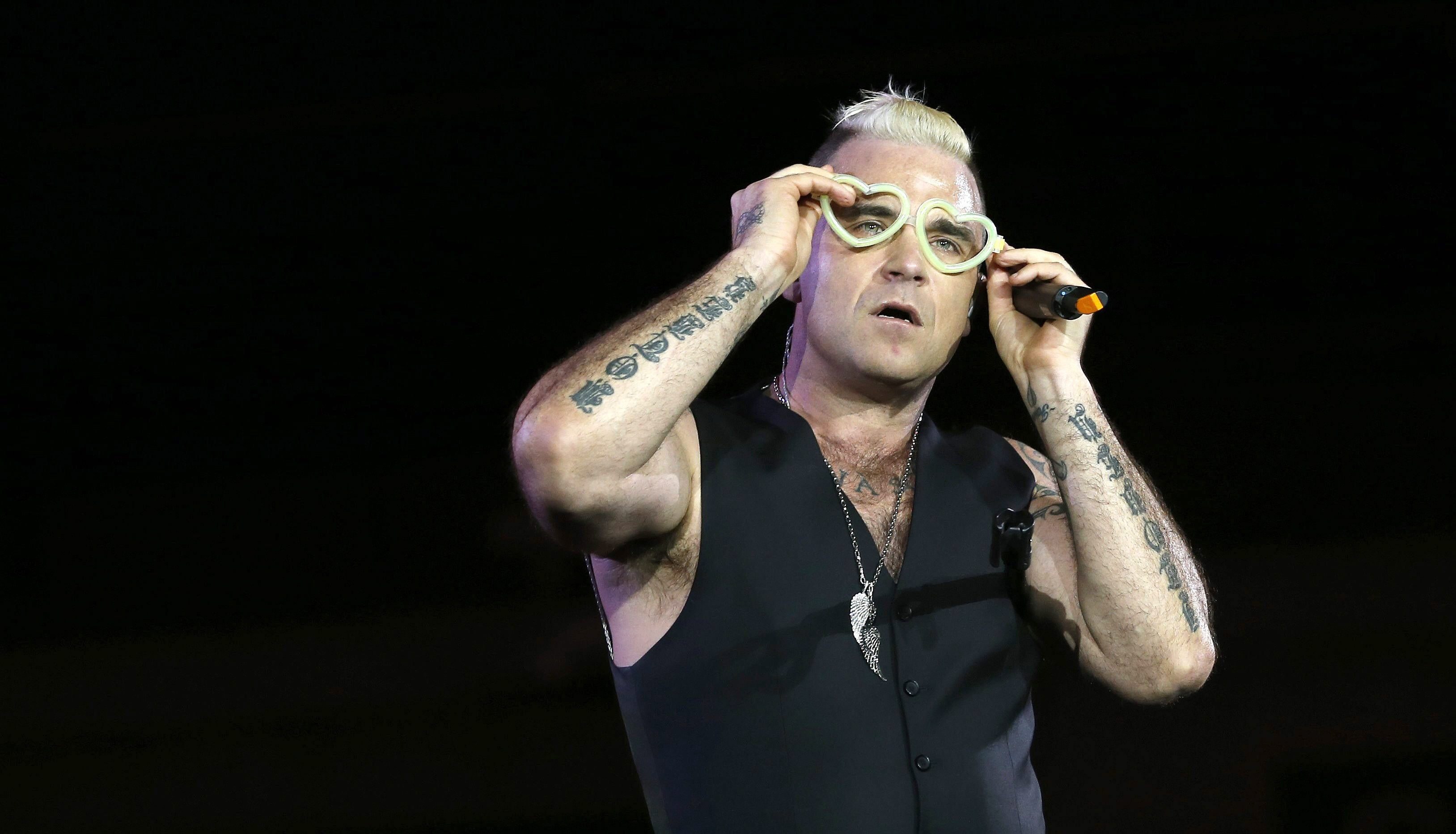 Ρόμπι Γουίλιαμς: «Οι ενέσεις αδυνατίσματος με τυφλώνουν, δεν μετανιώνω»