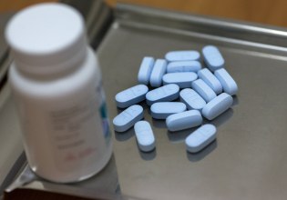 AIDS: Οι σύγχρονες προκλήσεις – Ενημέρωση, έλεγχος και φροντίδα χωρίς στίγμα – Η εικόνα στην Ελλάδα