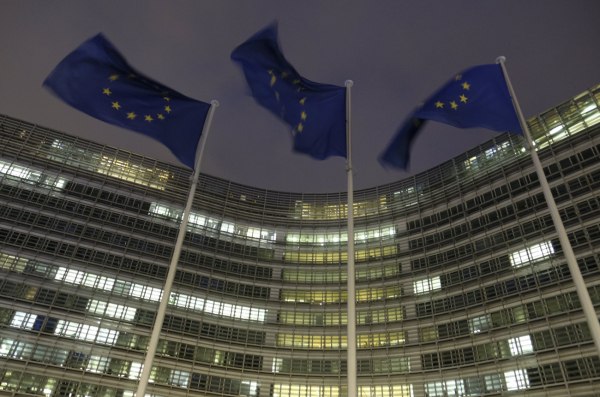 Τέσσερα μηνύματα από τις φθινοπωρινές προβλέψεις της Κομισιόν – Οι δύο δείκτες που φέρνουν ανάπτυξη