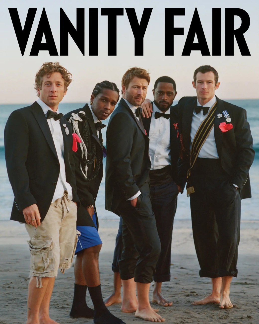 Το επερχόμενο τεύχος του Vanity Fair για το Χόλιγουντ έχει τρία εξώφυλλα, μεταξύ των οποίων ένα με τους Jeremy Allen White, ASAP Rocky, Glen Powell, LaKeith Stanfield και Callum Turner. Πηγή: Theo Wenner/Vanity Fair