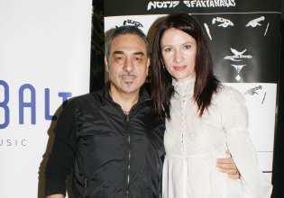 Περνούσε μία σοβαρή περιπέτεια υγείας: Ο Ηλίας Φιλίππου για τον θάνατο της γυναίκας του Νότη Σφακιανάκη