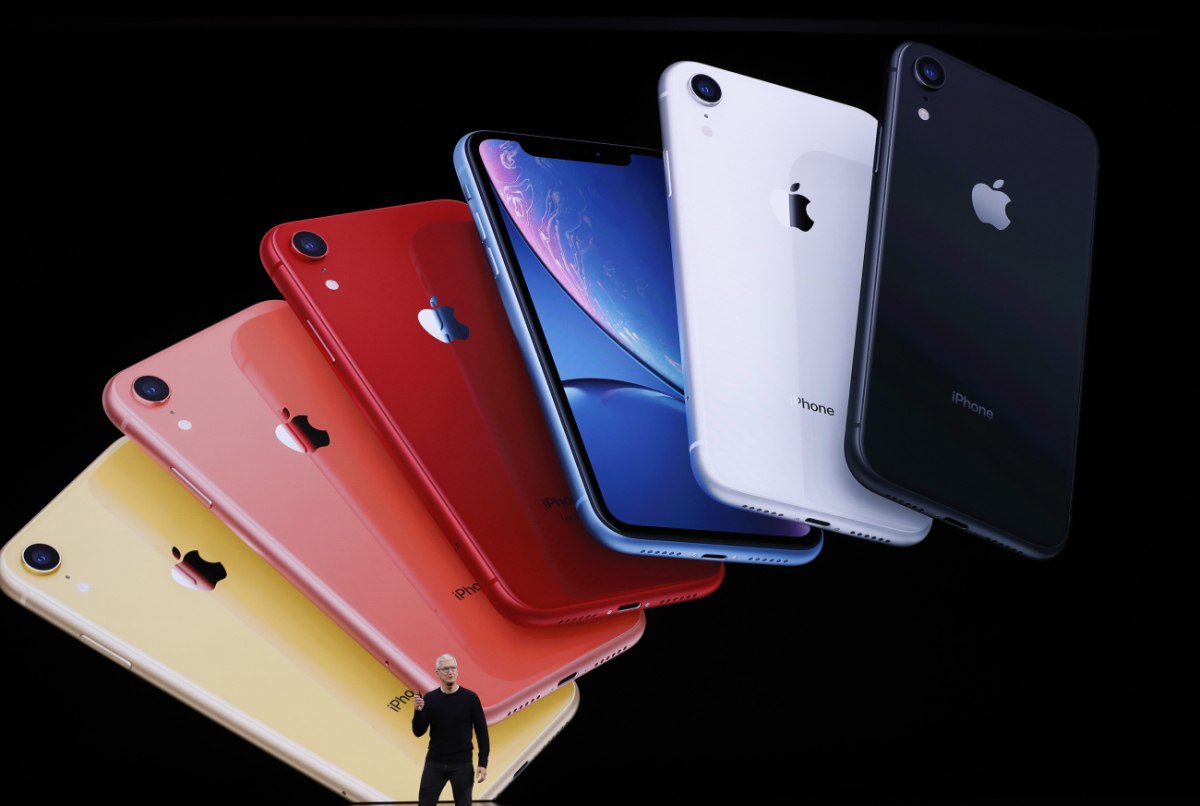 Ο Τιμ Κουκ στην παρουσίαση του iPhone 11 τον Σεπτέμβριο του 2019 (Reuters)