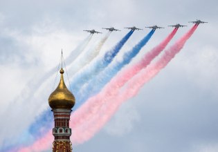 Ρωσία: «Καμία εξωτερική δύναμη δεν θα μπορούσε ποτέ να περιορίσει τις στρατιωτικές δαπάνες μας»