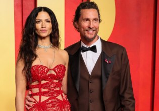 Ο Μάθιου ΜακΚόναχι θυμάται τα ερωτικά ειδύλλια που είχε πριν γνωρίσει την σύζυγό του, Καμίλα Άλβες