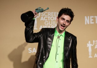 Αλλαγή πορείας: Ο Τιμοτέ Σαλαμέ κέρδισε υποψηφιότητα στα Grammy για το soundtrack του «A Complete Unknown»