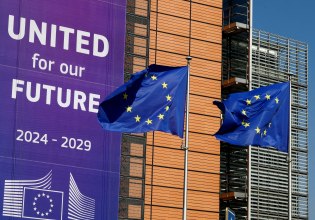 Η ΕΕ ξανά αντιμέτωπη με το κώλυμα της χρηματοδότησης της Ουκρανίας – «Είναι ζήτημα επιβίωσης», τονίζει ο Ζελένσκι