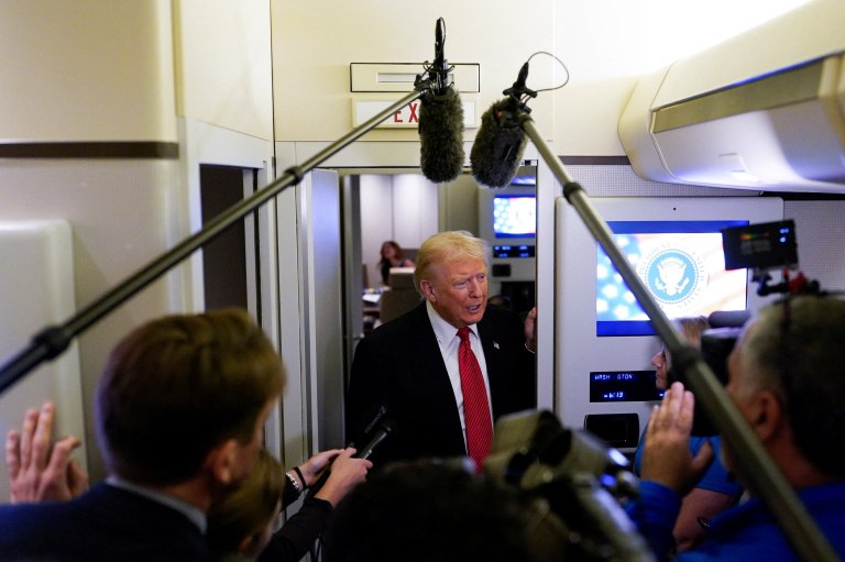 Σκάνδαλο Άντριου–Έπσταϊν: Ο Ντόναλντ Τραμπ «νιώθει πολύ άσχημα» για τη βασιλική οικογένεια