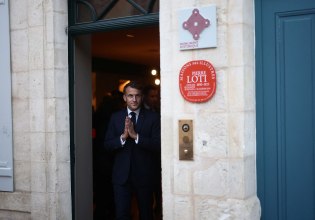 Μακρόν: Ο «χειρότερος» πρόεδρος της Γαλλίας – Τόσο νάρκισσος, που ενίσχυσε την ακροδεξιά