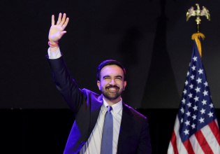 «Το μεγάλο μήλο έπεσε»: Η νίκη του Μαμντάνι ταρακουνάει το Ισραήλ και αποκαλύπτει πολλά για την αμερικανική πολιτική