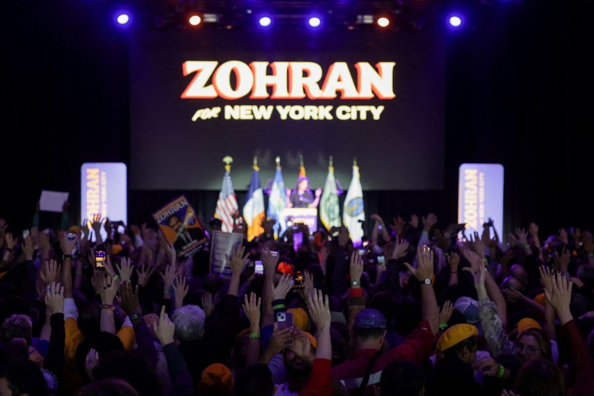 Ο Μαμντάνι και οι άλλοι – Τα κλειδιά των εκλογών στις ΗΠΑ που ίσως αλλάξουν το πολιτικό κλίμα