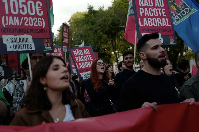 Γενική απεργία στην Πορτογαλία εναντίον του νέου εργασιακού νόμου που μεταρρυθμίζει 100 άρθρα