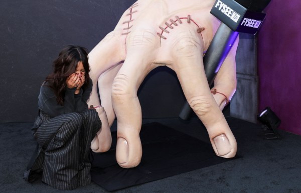 Τζένα Ορτέγκα για την τεχνητή νοημοσύνη: «Νιώθω ότι ανοίξαμε το κουτί της Πανδώρας»