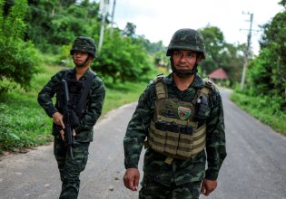 Ταϊλάνδη: Κλιμακώνεται η ένταση στα σύνορα με την Καμπότζη – Τουλάχιστον ένας νεκρός