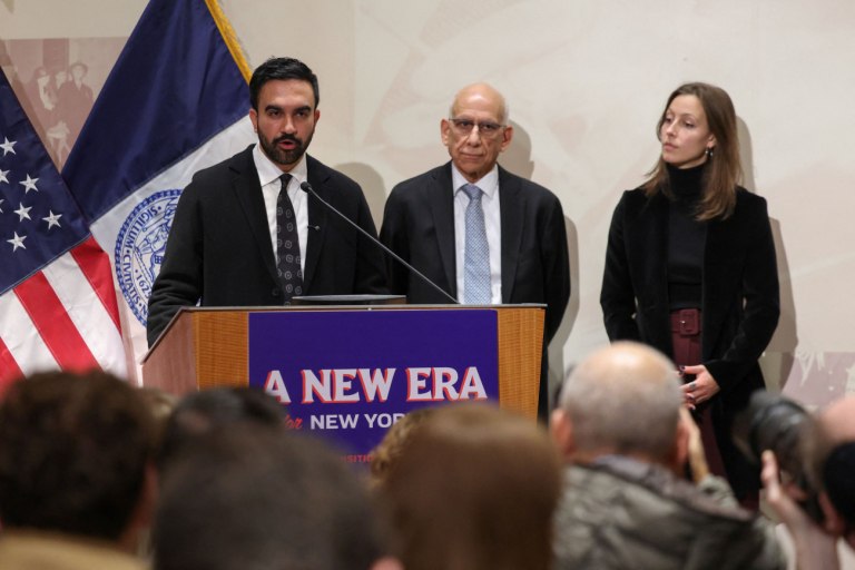 Νέα Υόρκη: Ο Ζόχραν Μαμντάνι ζητάει χρηματοδότηση από τους πολίτες για την μεταβατική περίοδο [βίντεο]