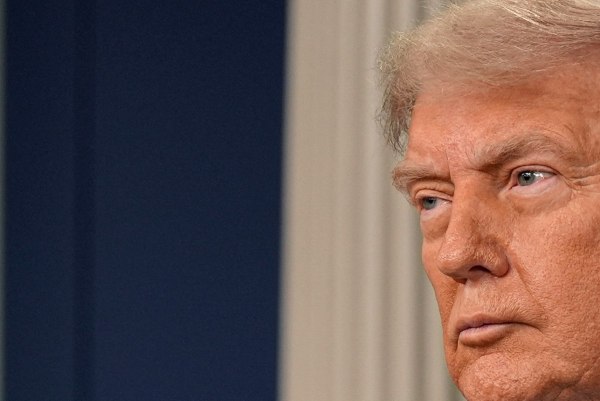 Ντόναλντ Τραμπ: Τον πρωθυπουργό ποιας ευρωπαϊκής χώρας θέλει να «εξαφανίσει»