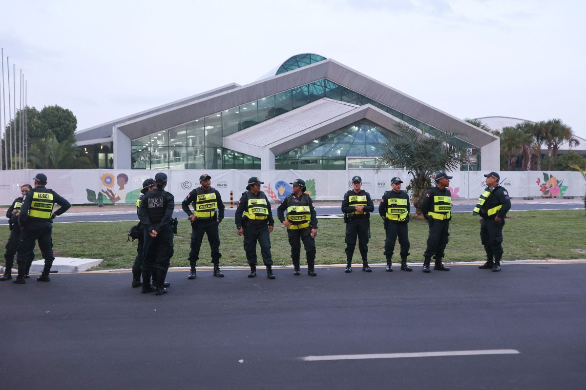 Στρατιώτες συμμετέχουν στη φύλαξη του χώρου όπου διεξάγεται η COP30 στη Βραζιλία (Reuters)
