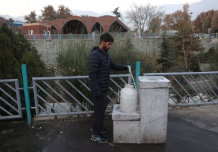 Ιράν: Μετά τις προσευχές, σπορά νεφών στο Ιράν – Επιμένει η χειρότερη ξηρασία των τελευταίων ετών