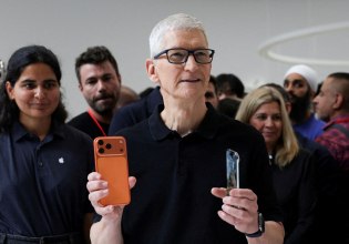 Κλείνει για την Apple το κεφάλαιο Τιμ Κουκ – Το δίλημμα την εποχή της AI