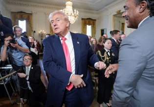 ΗΠΑ: Μειώσεις δασμών σε βασικά αγαθά – Η κυβέρνηση Τραμπ υπό πίεση από το πολιτικό κόστος της ακρίβειας