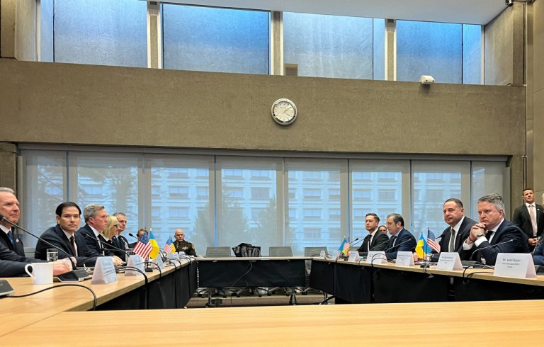 Εύθραυστη η «πρόοδος» στη Γενεύη: Τι ξέρουμε για τη νέα συμφωνία ΗΠΑ και Ουκρανίας – Τι θα κάνει η Ρωσία