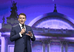 Θέλουμε ειρήνη, αλλά όχι συνθηκολόγηση, λέει για την Ουκρανία ο Εμανουέλ Μακρόν