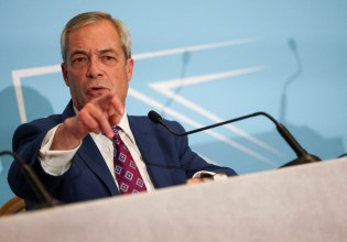 Νάιτζελ Φάρατζ: Ο πρώην παρίας που «βλέπει» την Ντάουνινγκ Στριτ