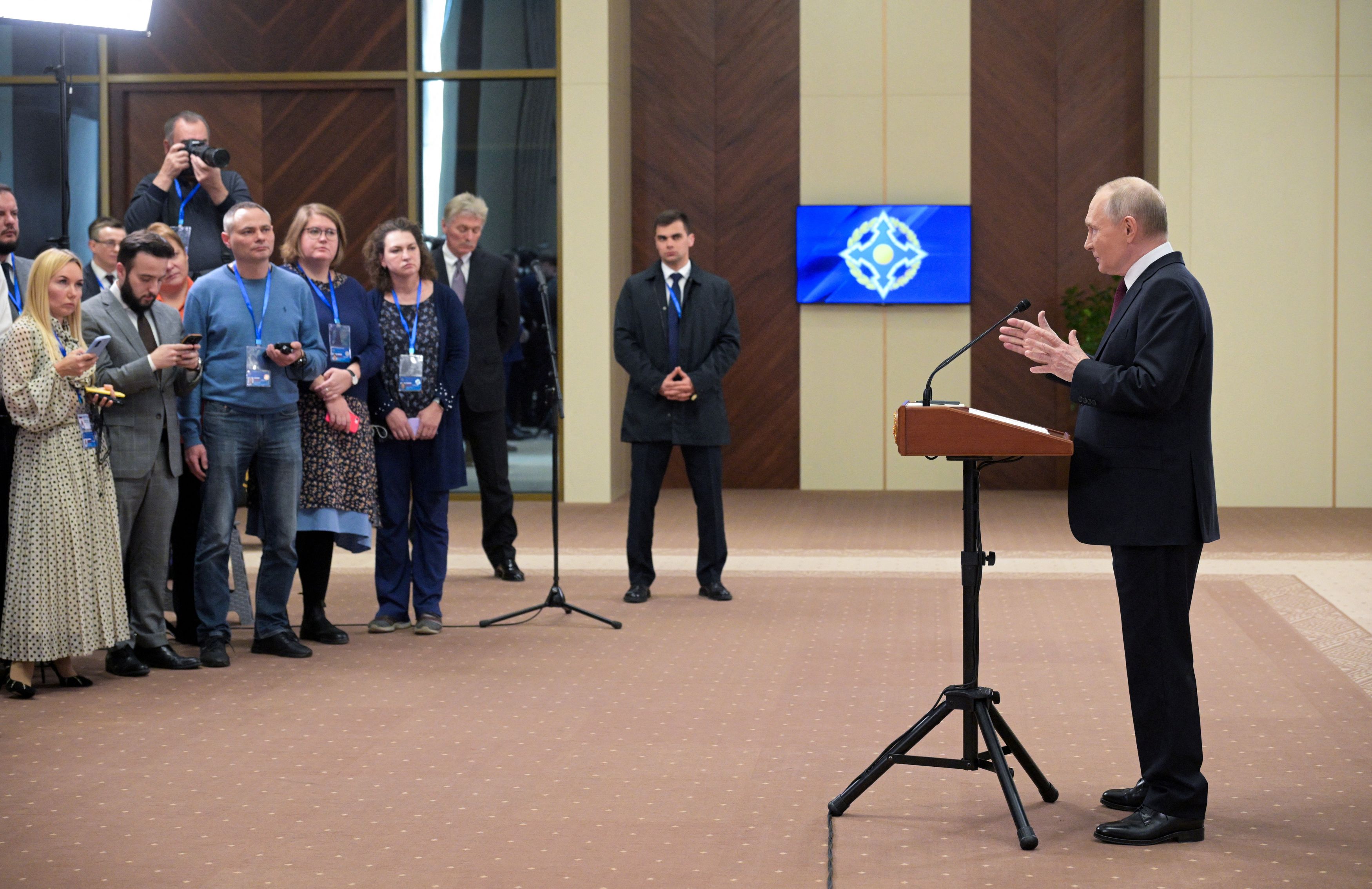 Πούτιν: Δεν θα υπογράψω έγγραφα με την «παράνομη» ουκρανική ηγεσία – «Μην αγγίξετε τα περιουσιακά στοιχεία»