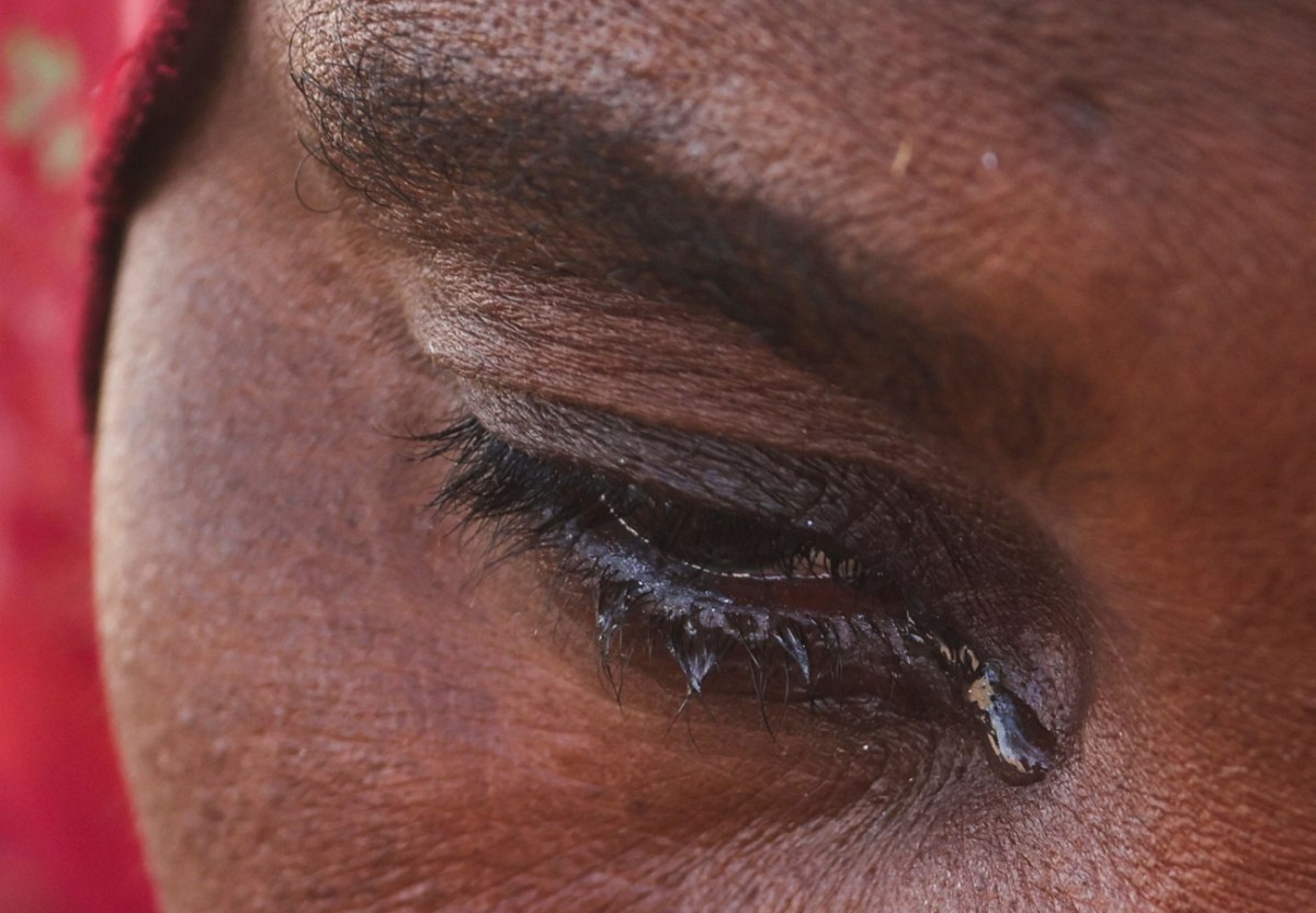 «Μας βίασαν μπροστά σε όλους»: Ο πόλεμος πάνω στα σώματα των κοριτσιών του Σουδάν