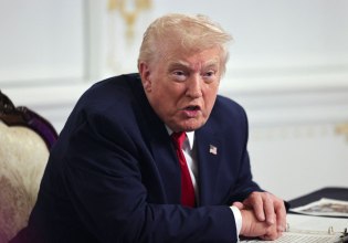 Τραμπ: Αναστέλλει τη μετανάστευση από τον «Τρίτο Κόσμο» – Επανεξετάζονται οι πράσινες κάρτες πολιτών