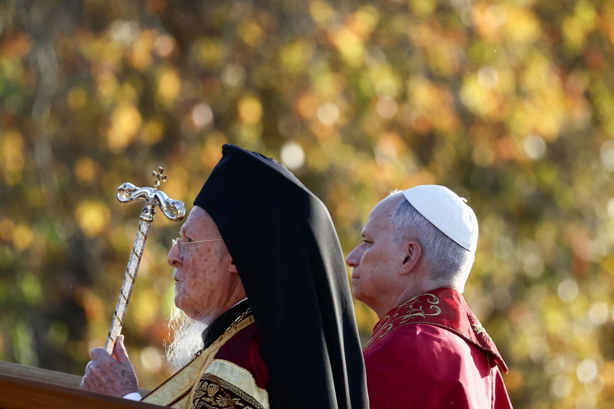 Το «Πιστεύω» απήγγειλαν μαζί ο Πάπας Λέων και ο Πατριάρχης Βαρθολομαίος στη Νίκαια Βιθυνίας
