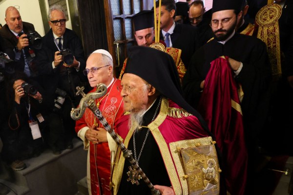 Μήνυμα ενότητας και συμπόρευσης από πάπα και οικουμενικό πατριάρχη – Η κοινή διακήρυξη και το κοινό Πάσχα