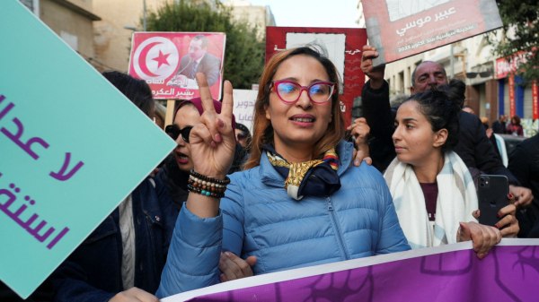 Τυνησία: Συνελήφθη σύσσωμη η αντιπολίτευση της χώρας με ποινές από 5 έως 45 χρόνια