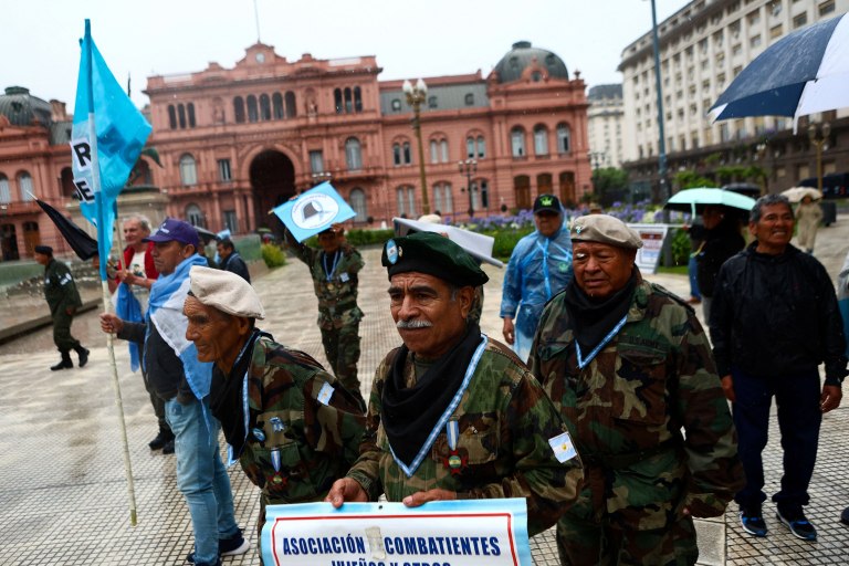 Αργεντινή: Ενθαρρυμένοι από τον Μιλέι, υποστηρικτές της χούντας ζητούν αποκατάσταση κρατούμενων στρατιωτικών