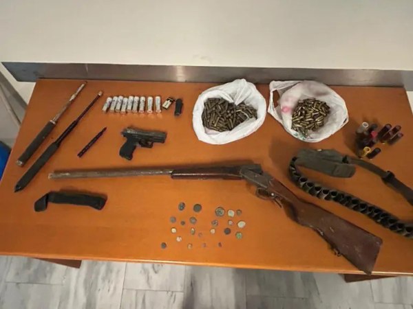 Χρυσοχοΐδης: Την Πέμπτη θα παρουσιαστεί το νομοθετικό πλαίσιο για την οπλοκατοχή – Τι είπε για τα Βορίζια