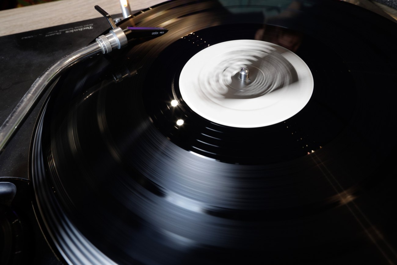 Αυτόφωρο για ντεσιμπέλ και χαμηλά μεροκάματα τα προβλήματα των DJ στην Ελλάδα