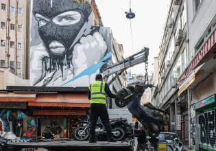 Απομάκρυνση δικύκλων: Αυτά που δεν μπορούν να επισκευάσουν οι οδηγοί, τα κλεμμένα και όσα «κρατάνε» θέσεις parking