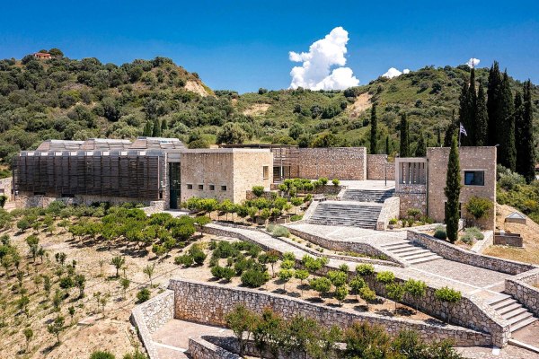 Μεταφορά της τελετής υποδοχής της Ολυμπιακής Φλόγας στο νέο μουσείο της Αρχαίας Ήλιδας, λόγω καιρικών συνθηκών